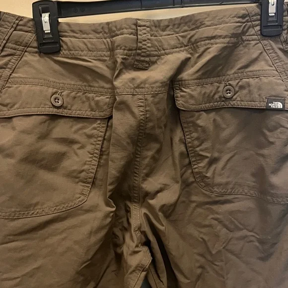 The North Face Women's Olive Horizon Tempest Hiking Convertible outdoors Pants - Picture 9 of 11